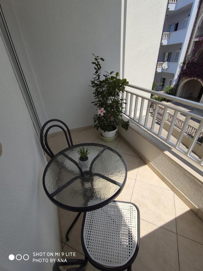 Apartments Jadranka Макарска Екстериор снимка
