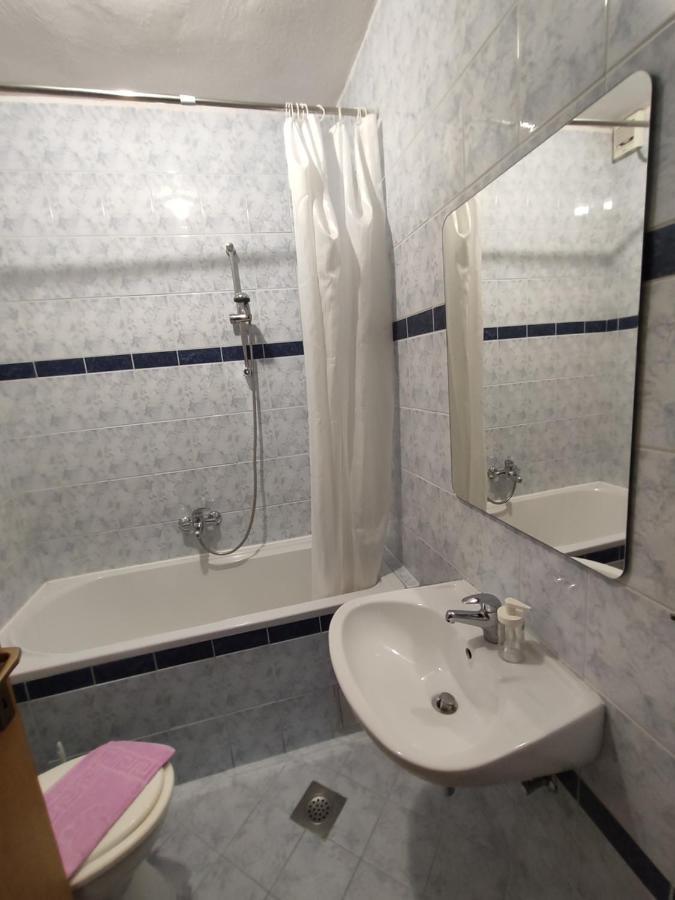 Apartments Jadranka Макарска Екстериор снимка
