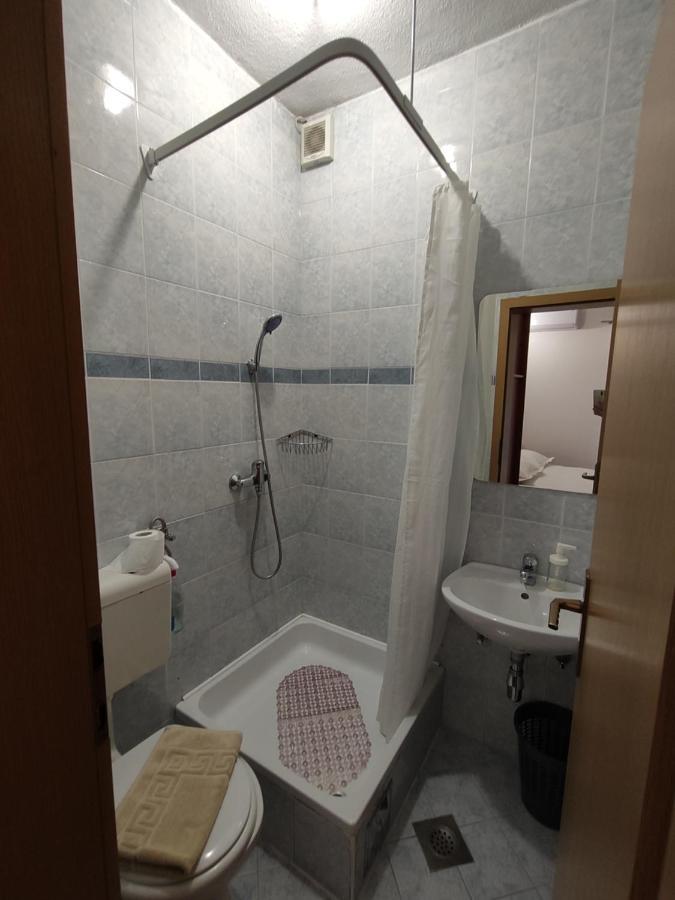 Apartments Jadranka Макарска Екстериор снимка
