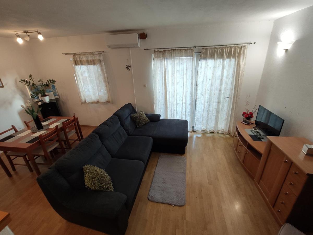 Apartments Jadranka Макарска Екстериор снимка