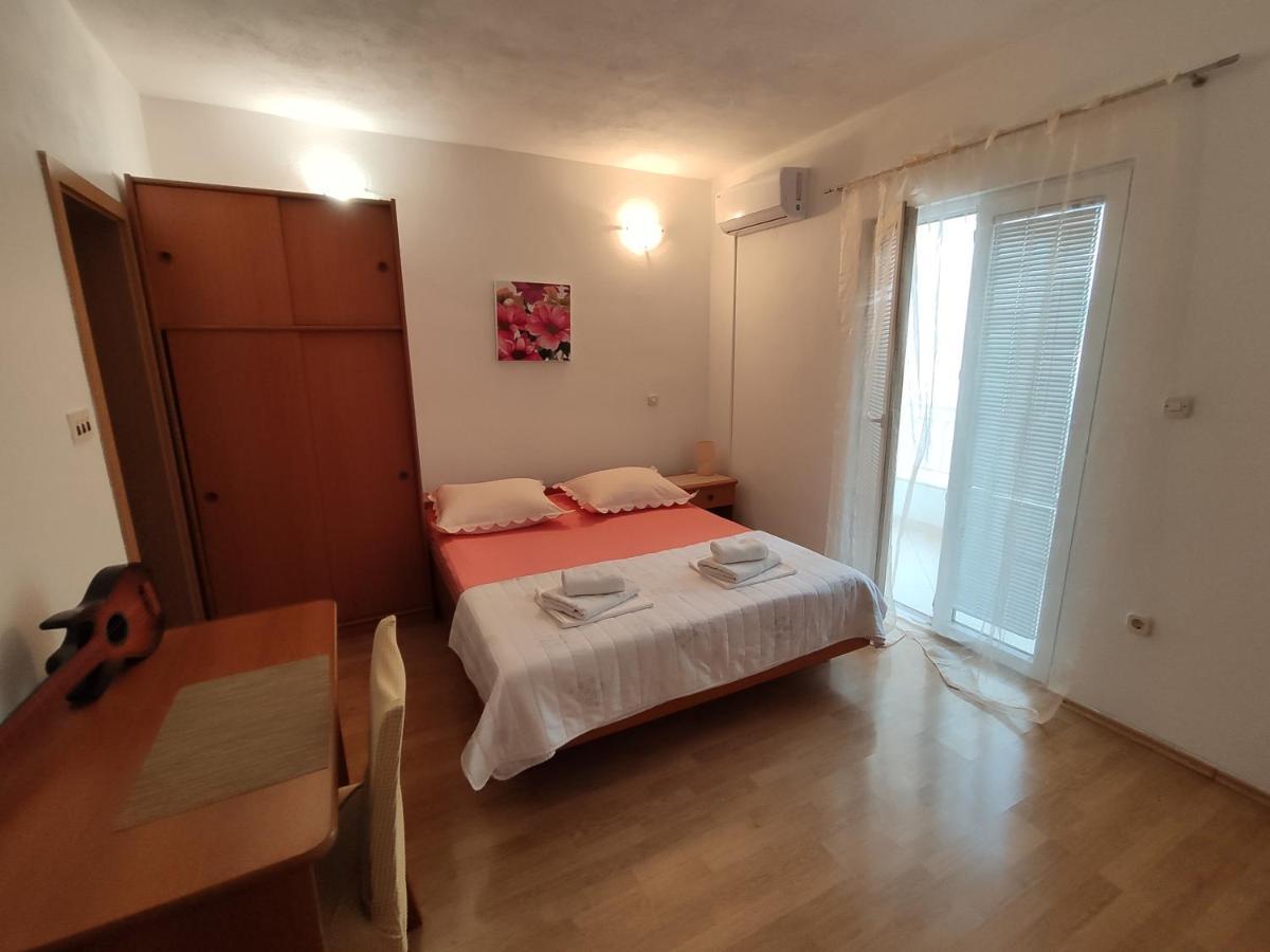 Apartments Jadranka Макарска Екстериор снимка