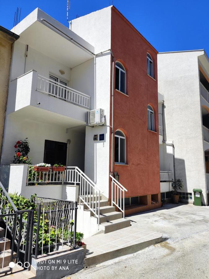 Apartments Jadranka Макарска Екстериор снимка