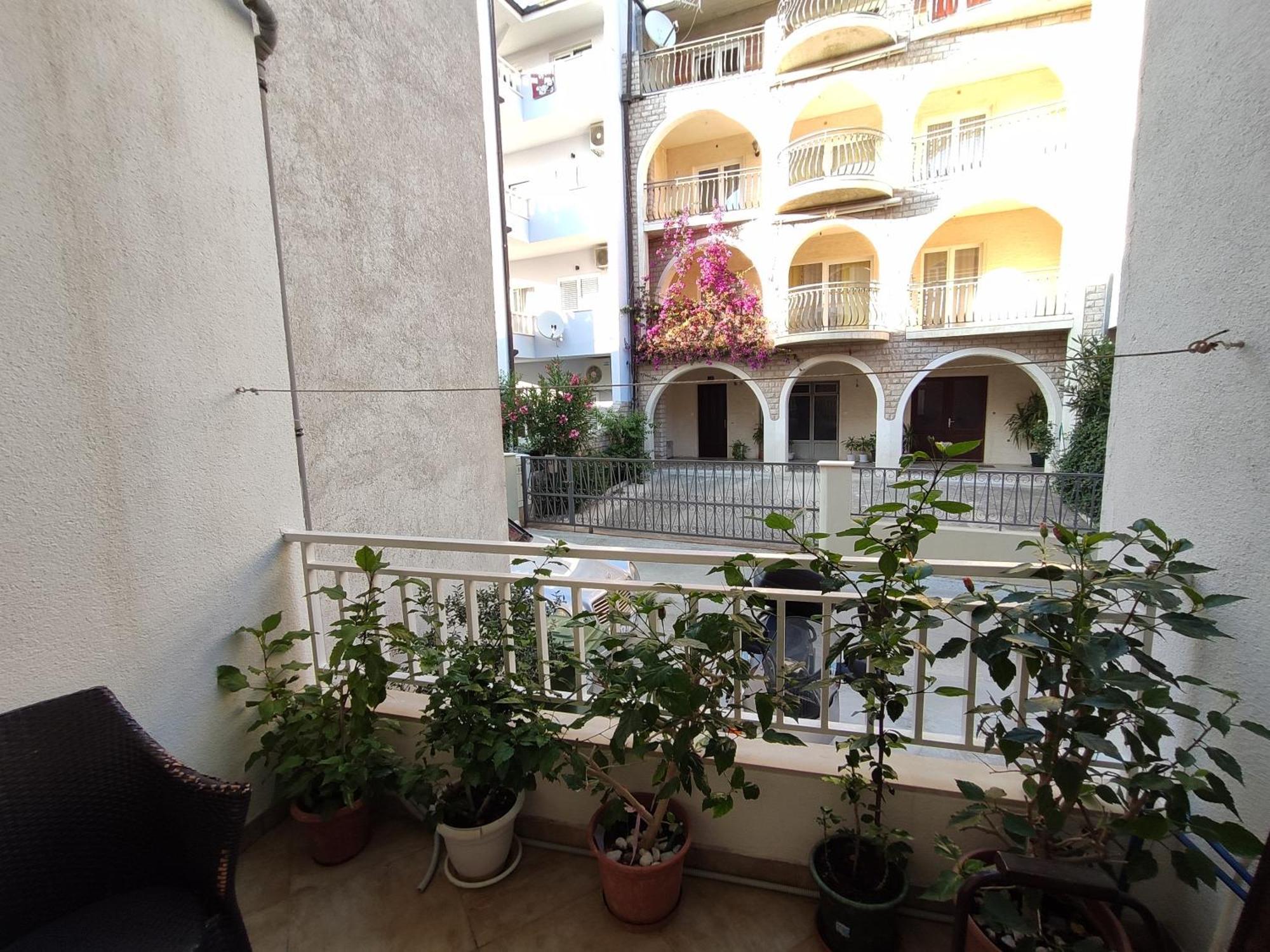 Apartments Jadranka Макарска Екстериор снимка