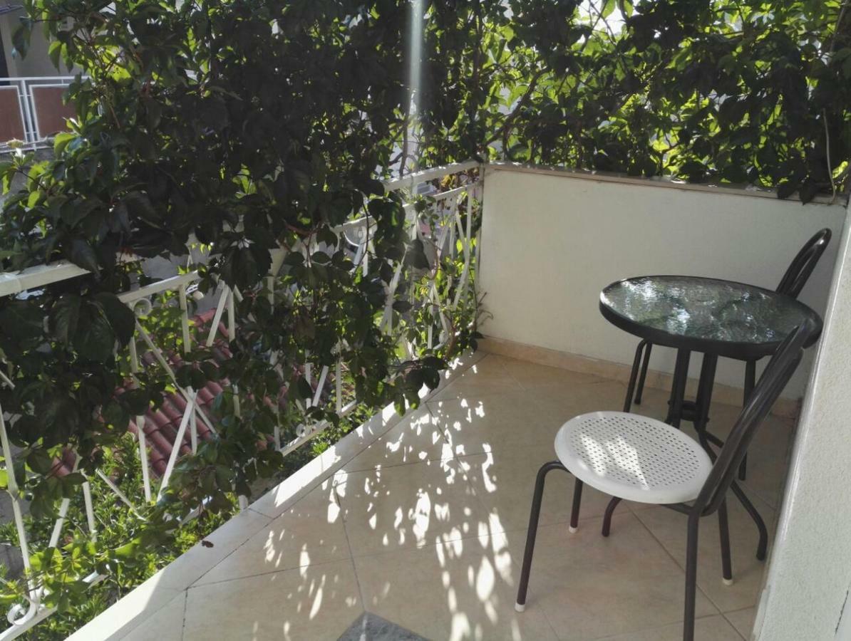Apartments Jadranka Макарска Екстериор снимка