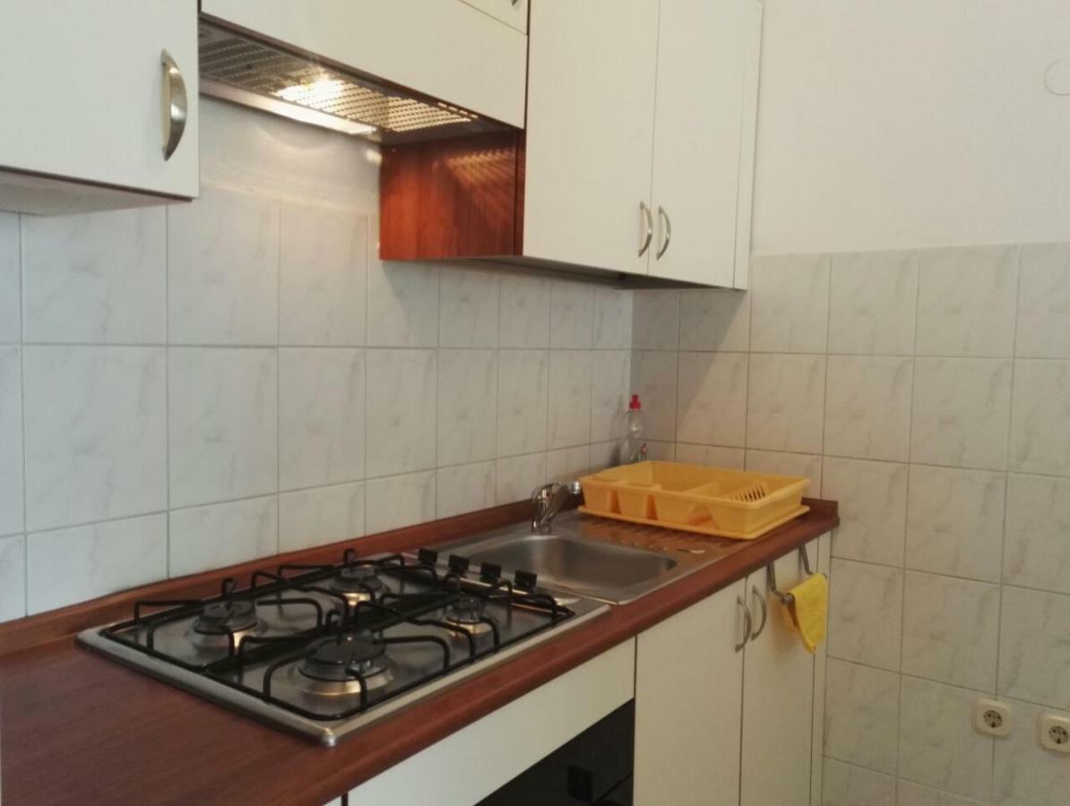 Apartments Jadranka Макарска Екстериор снимка